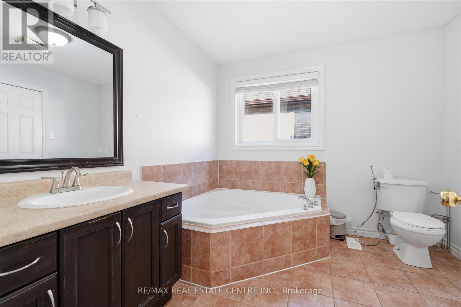 110 GREEN GATE BOULEVARD - 30