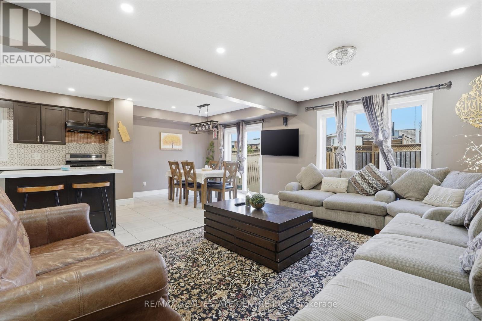 110 GREEN GATE BOULEVARD - 6