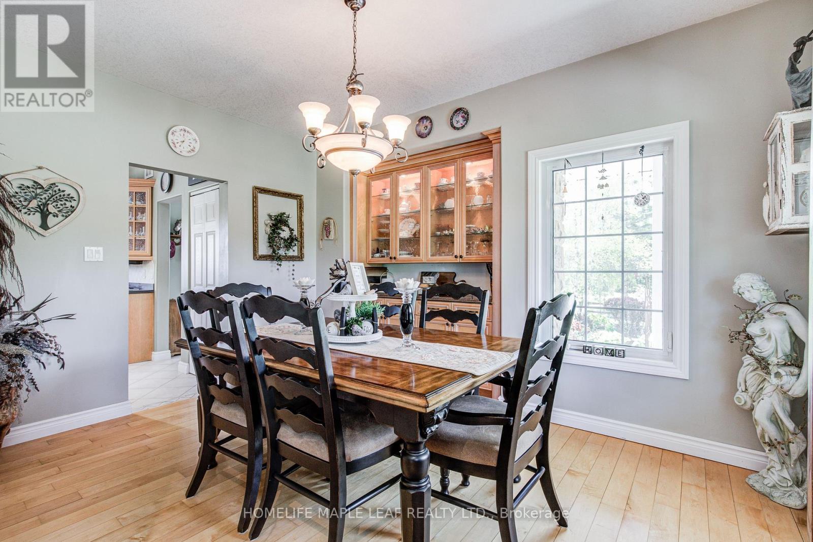 473429 COUNTY ROAD 11 - 19