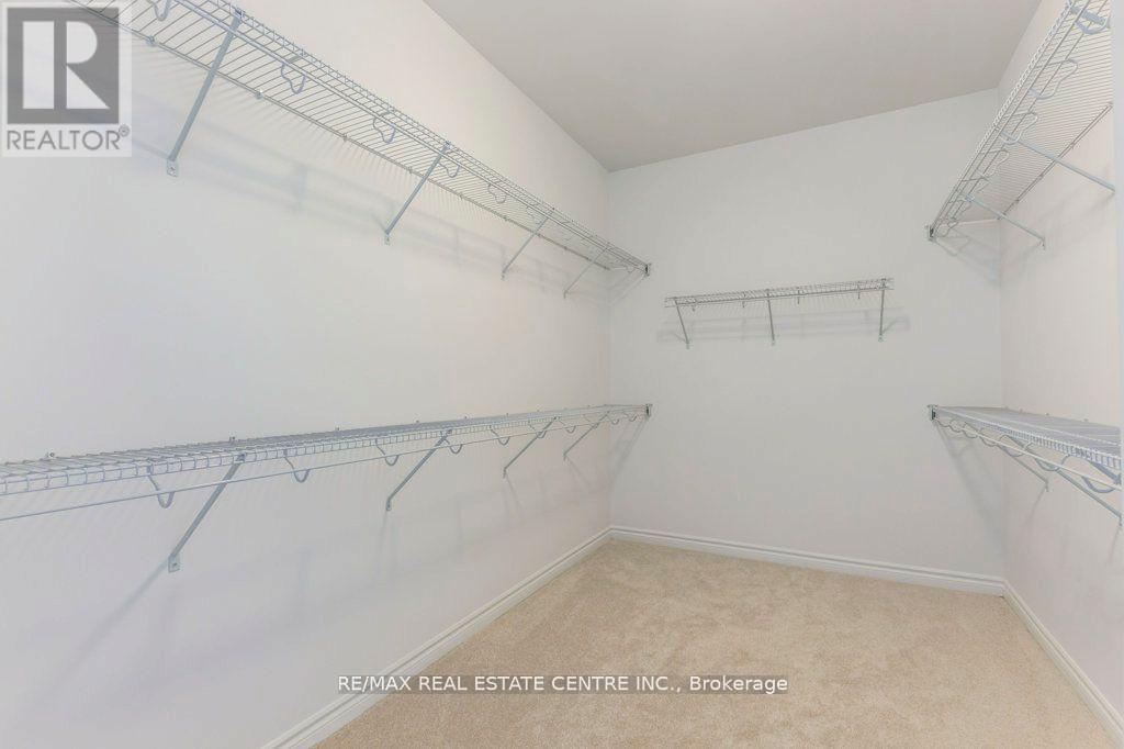 19 SITLER STREET - 38