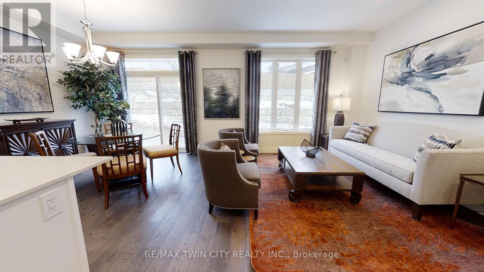 147 JULIE CRESCENT - 12