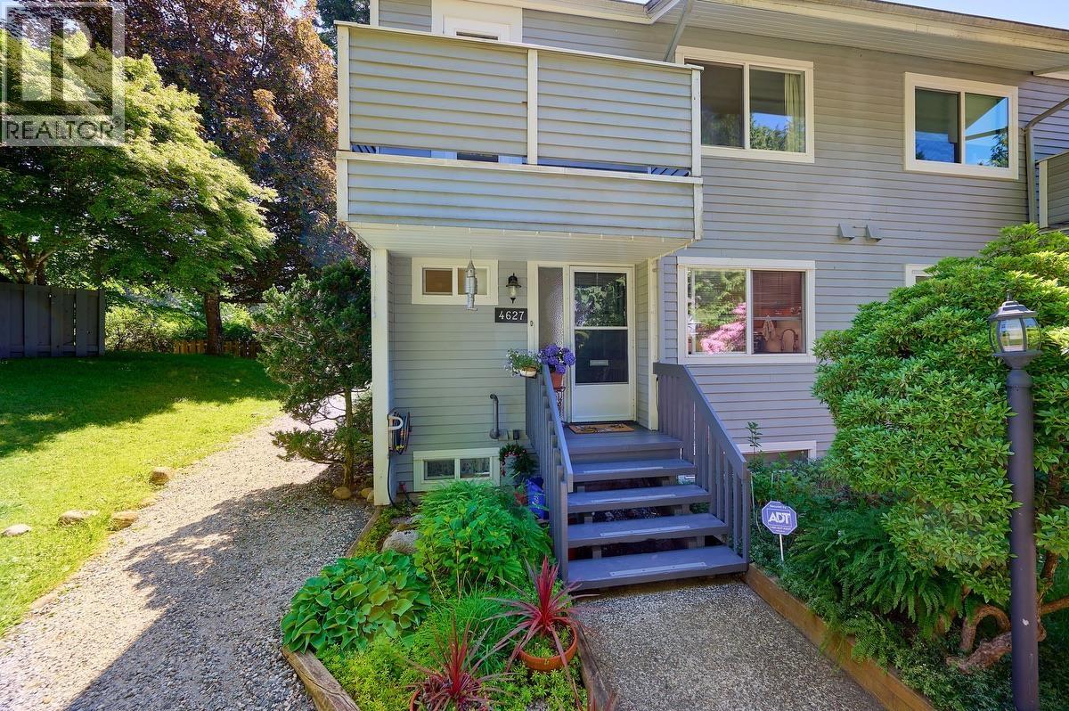 4627 HOSKINS ROAD, North Vancouver