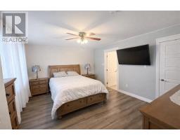 37 Whites Road thumbnail 8