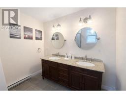 37 Whites Road thumbnail 9