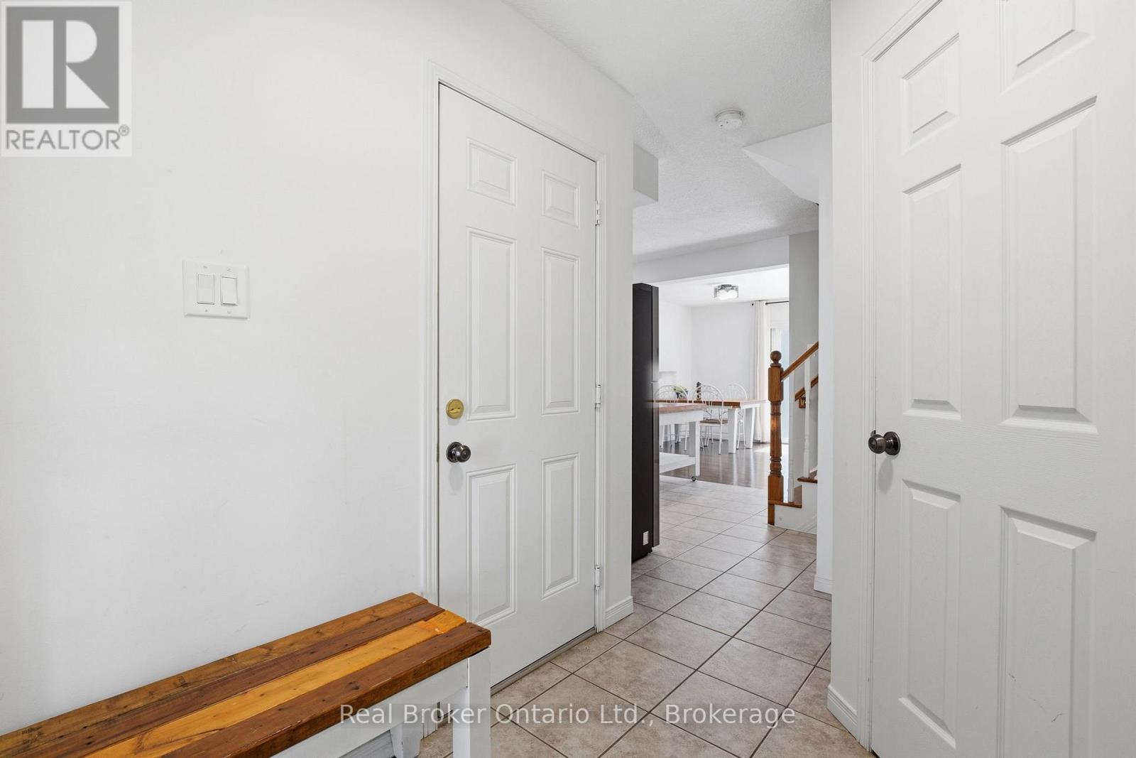 #19 10 FALLOWFIELD DRIVE - 5