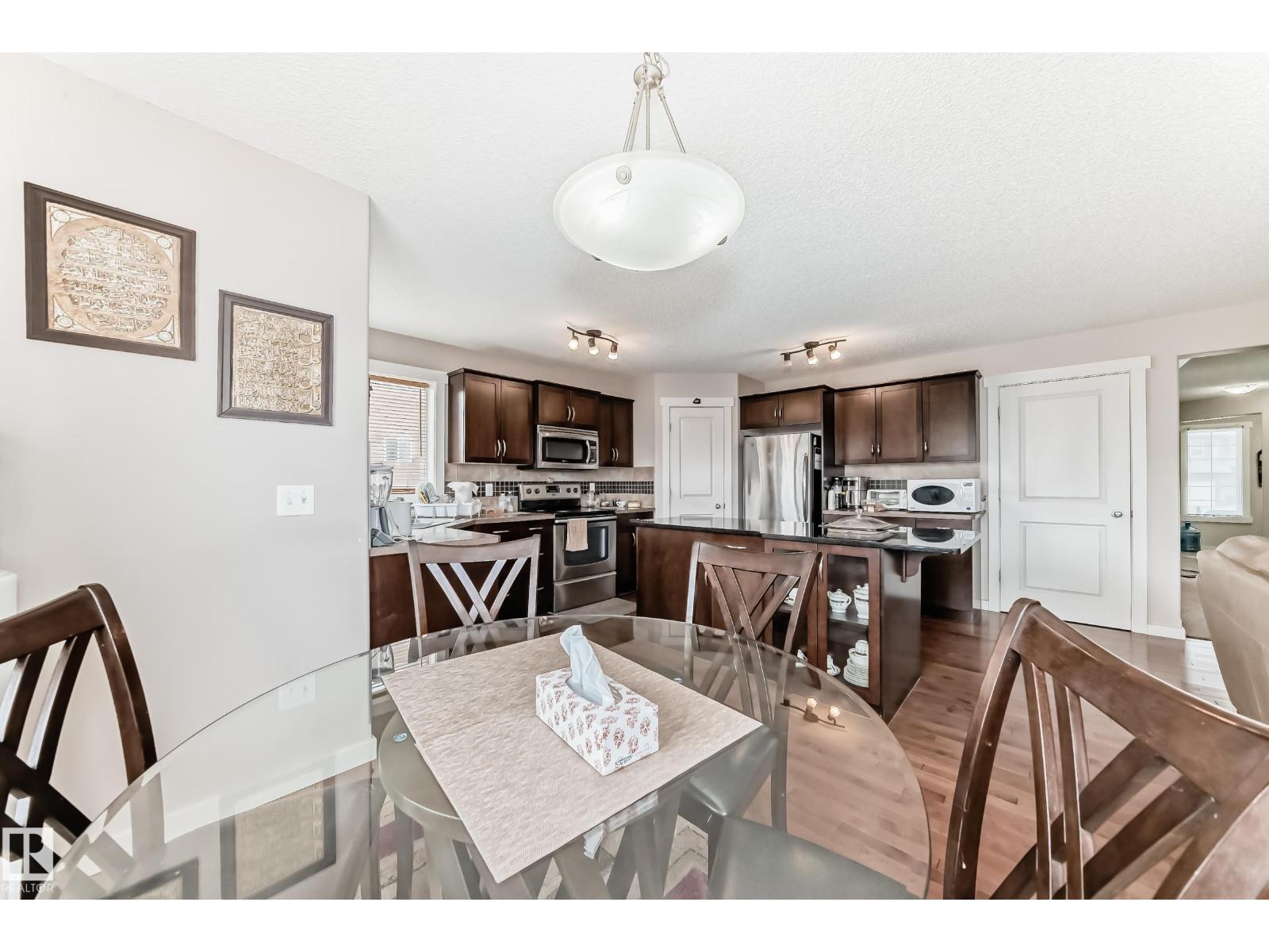 2808 36 AV NW - 13