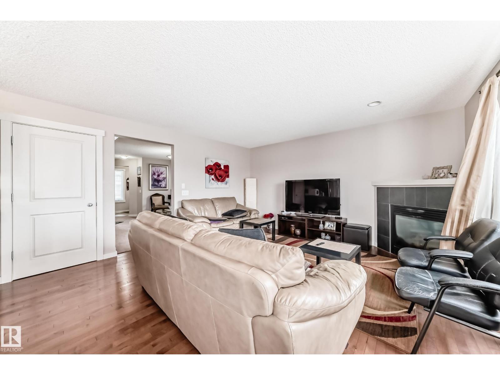 2808 36 AV NW - 15