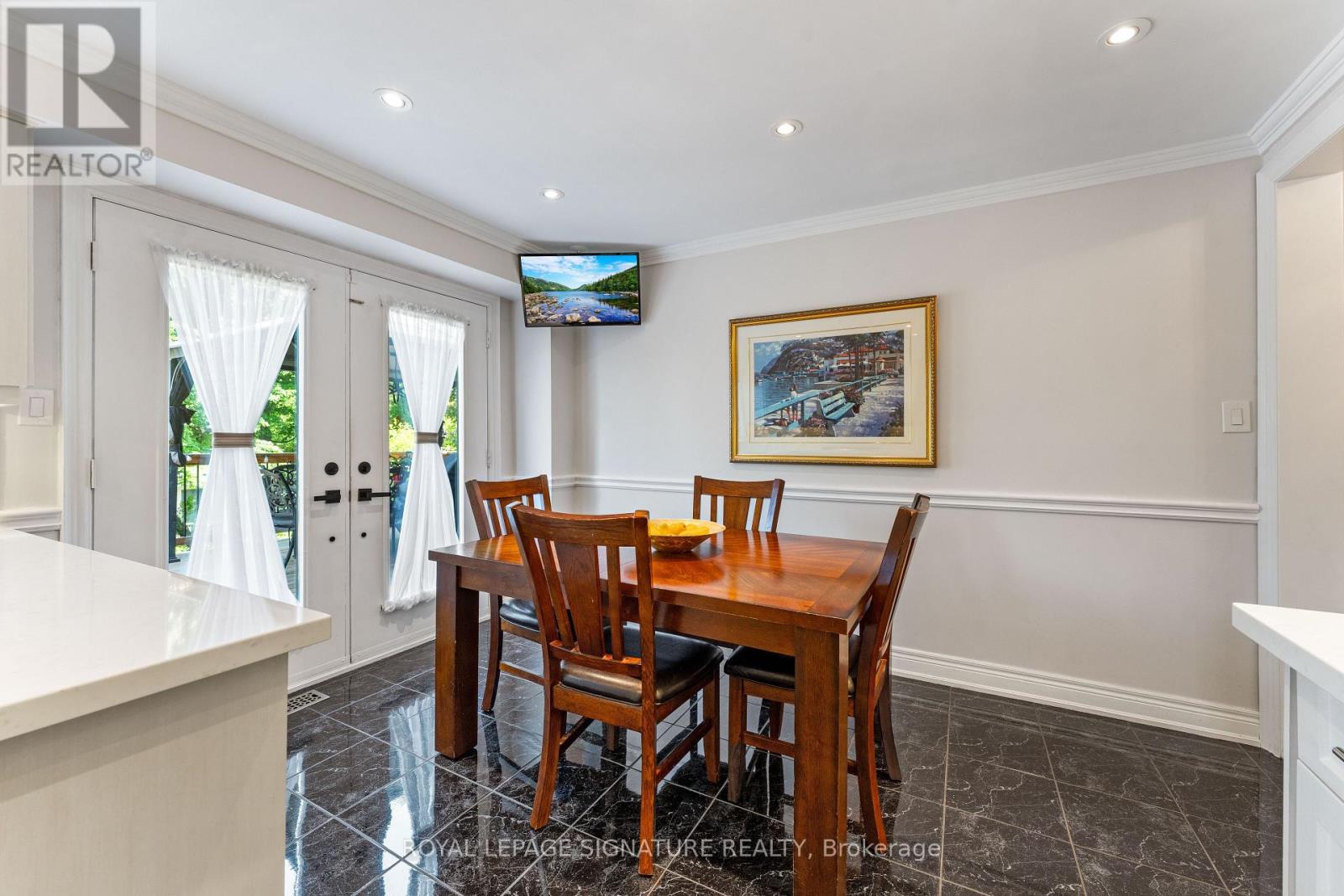74 WILLIS ROAD - 20