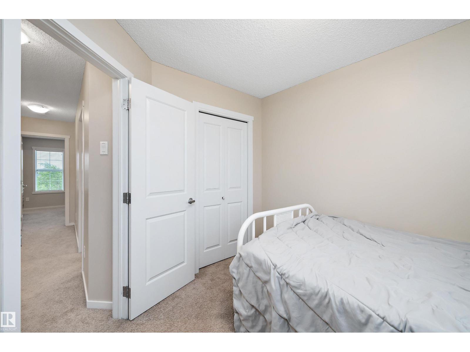 467 SHEPPARD BV — photo 22