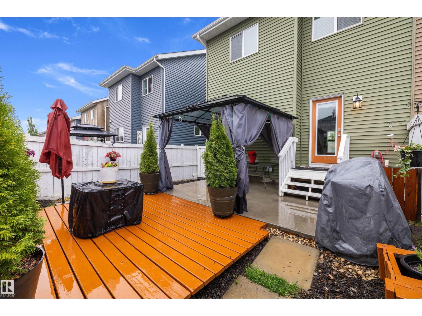 467 SHEPPARD BV — photo 35