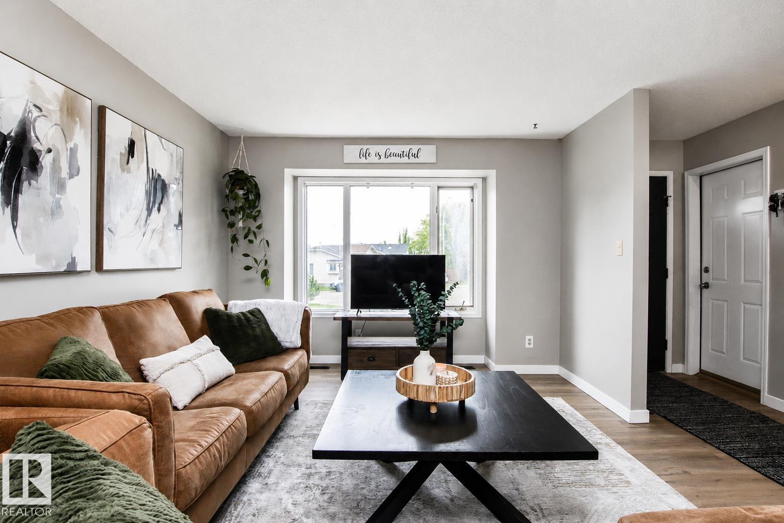 22 DEWBERRY PL - 6