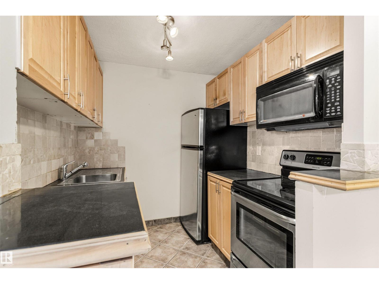 #303 10045 117 ST NW - 20