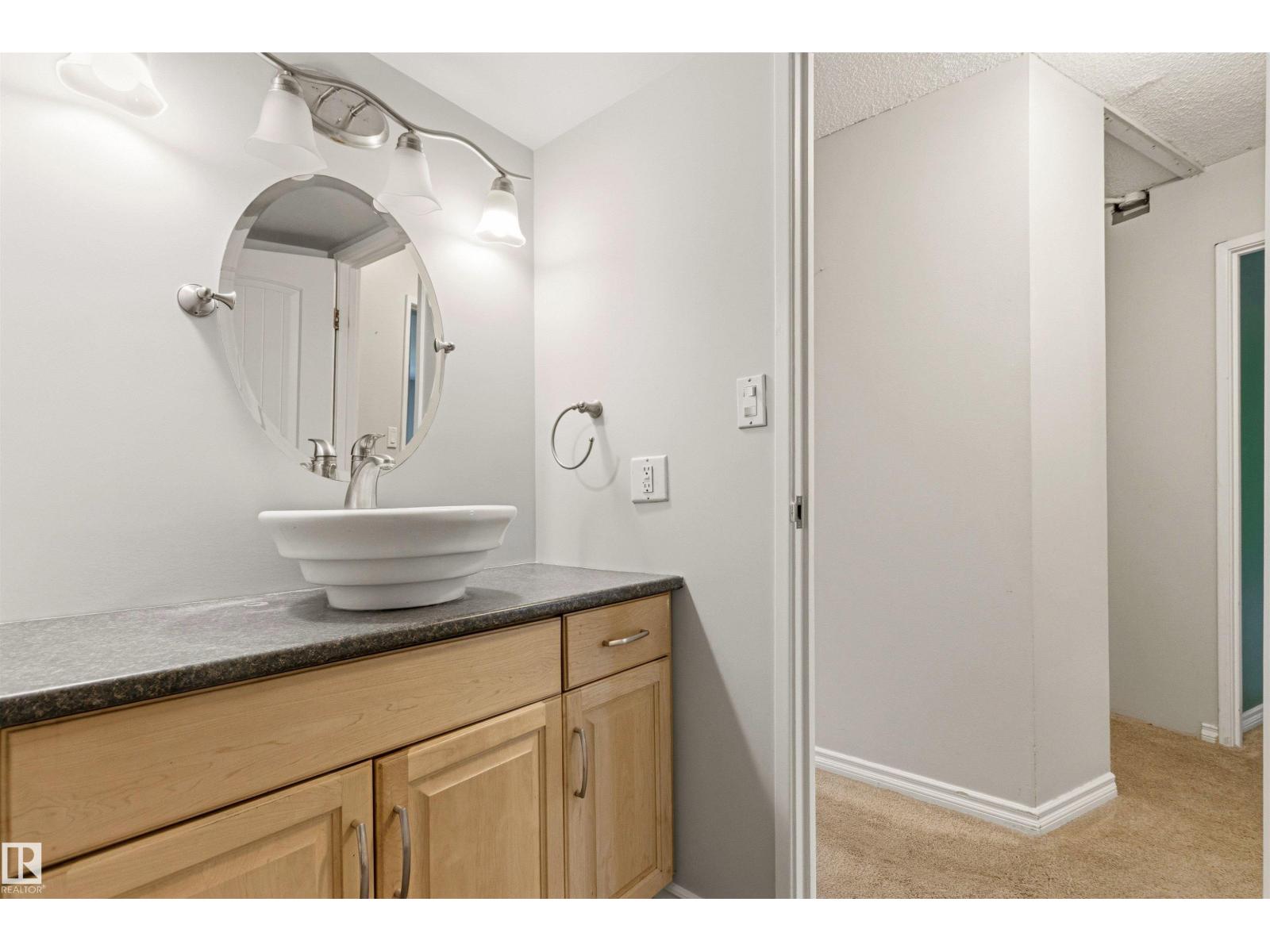 #303 10045 117 ST NW - 31