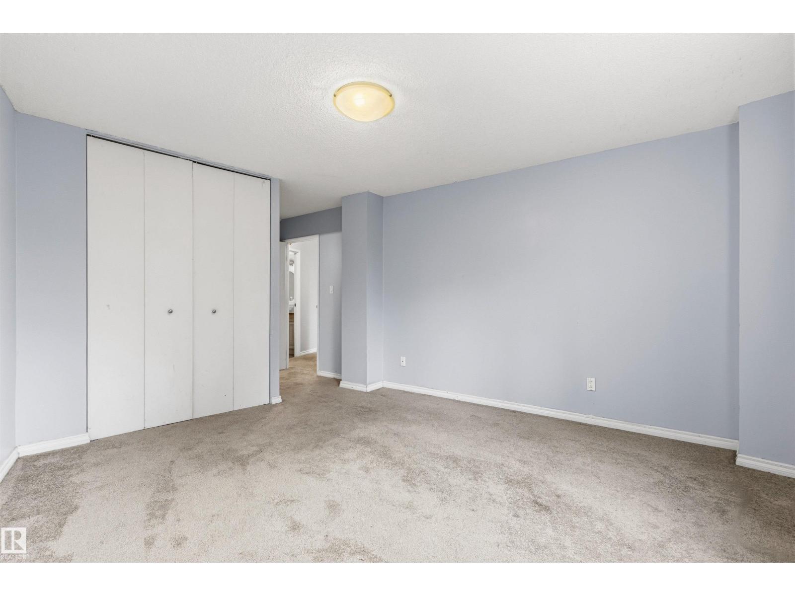 #303 10045 117 ST NW - 37