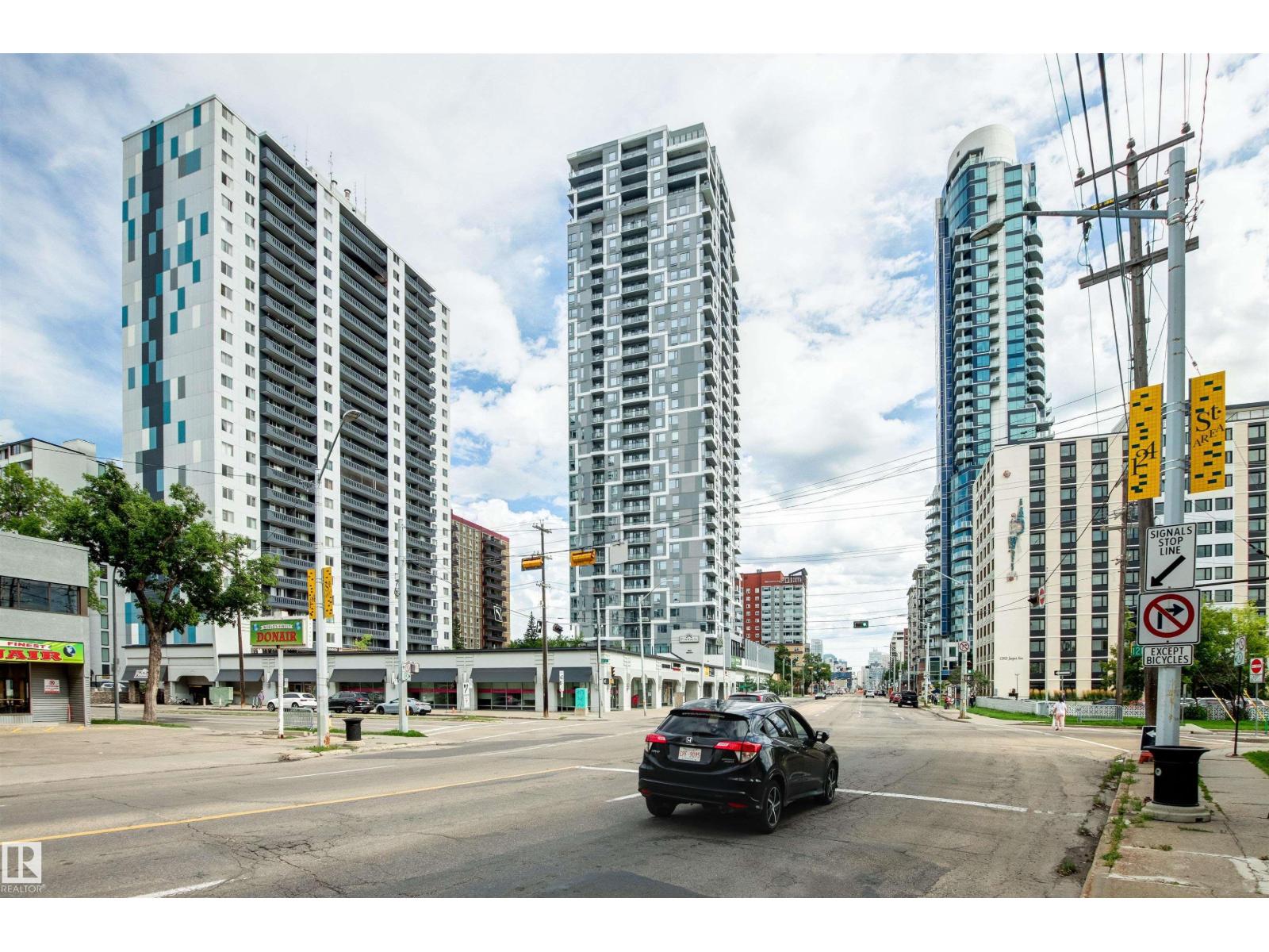 #303 10045 117 ST NW - 68