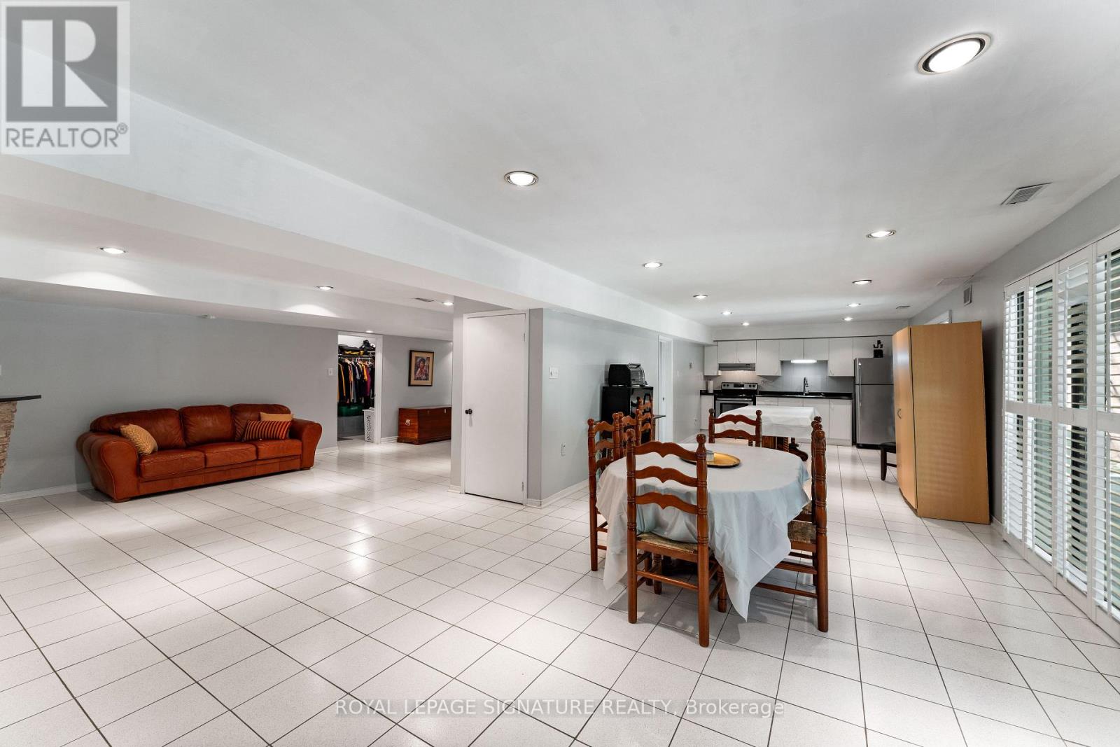 74 WILLIS ROAD - 35