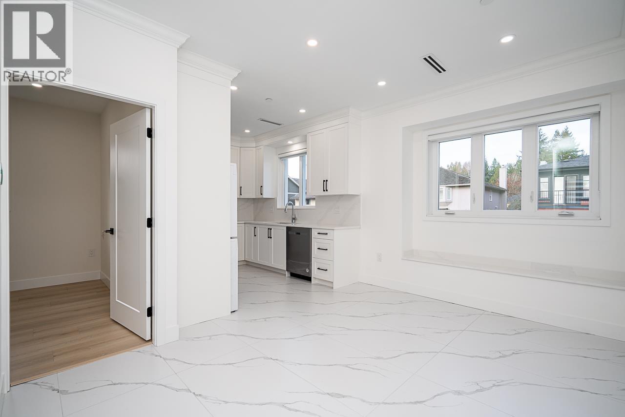 4XXX-3A W 28 AVENUE, Vancouver
