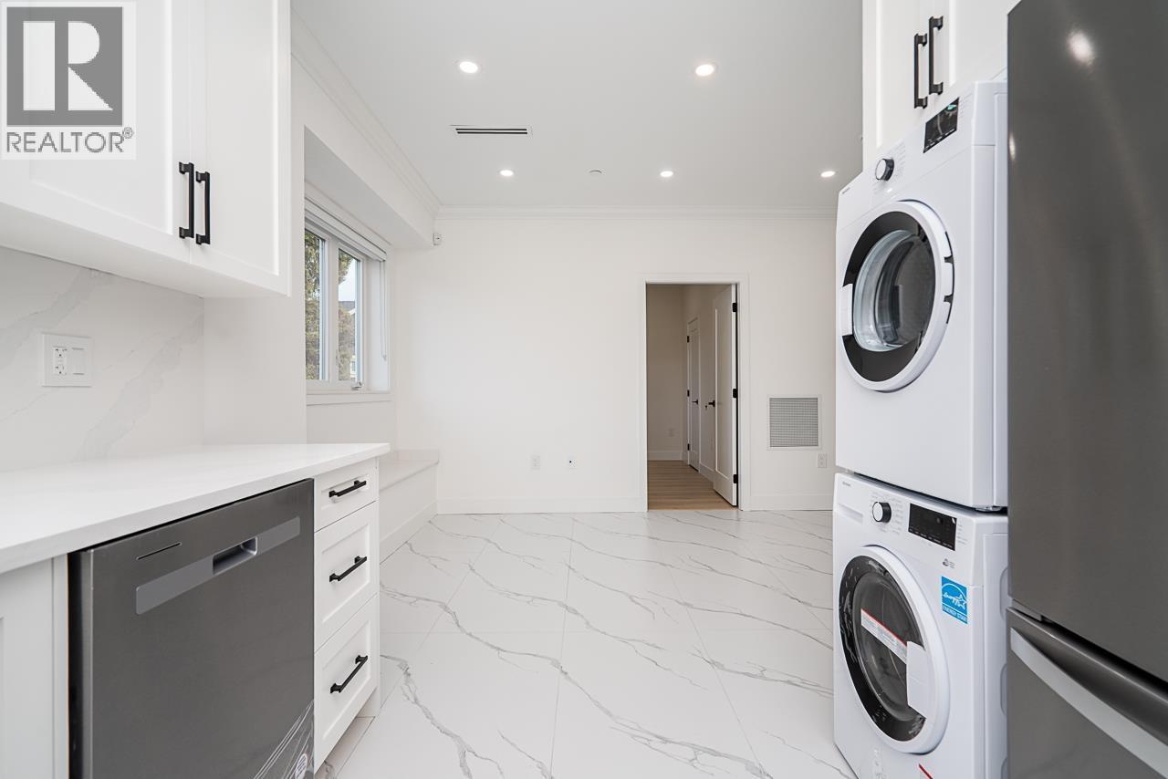 4XXX-3A W 28 AVENUE, Vancouver
