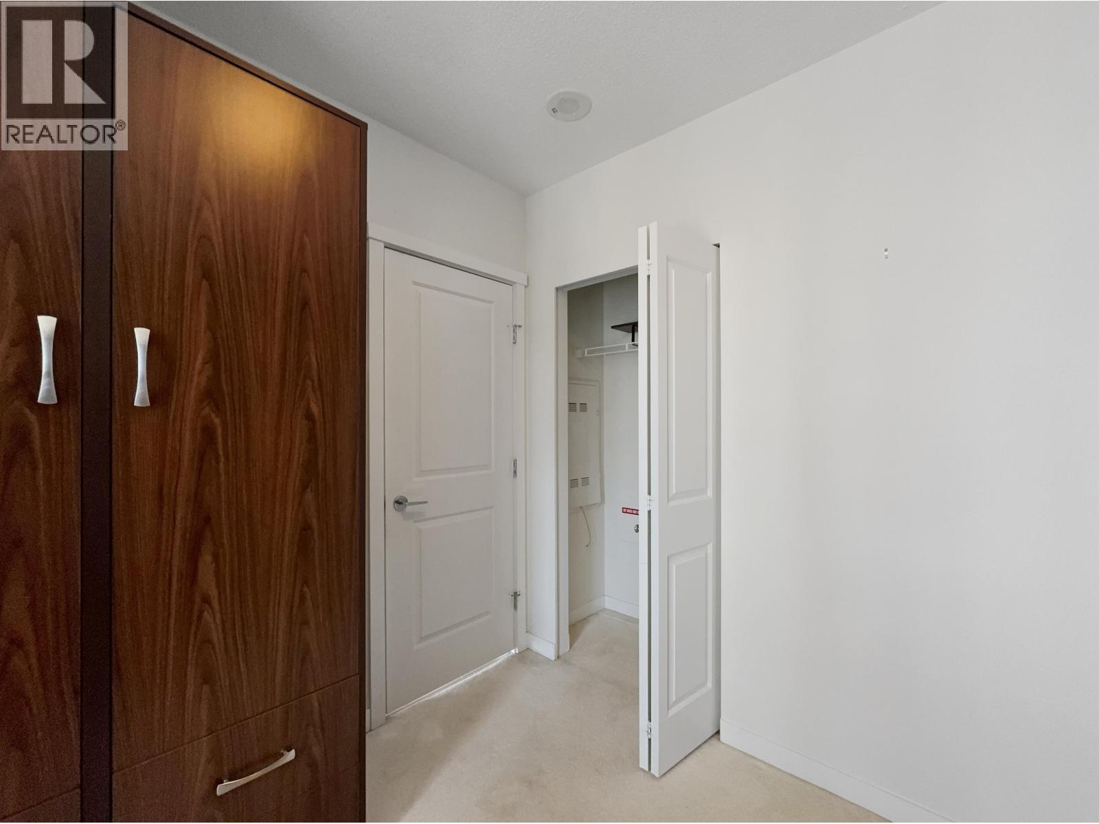 30xx 4880 BENNETT STREET, Burnaby