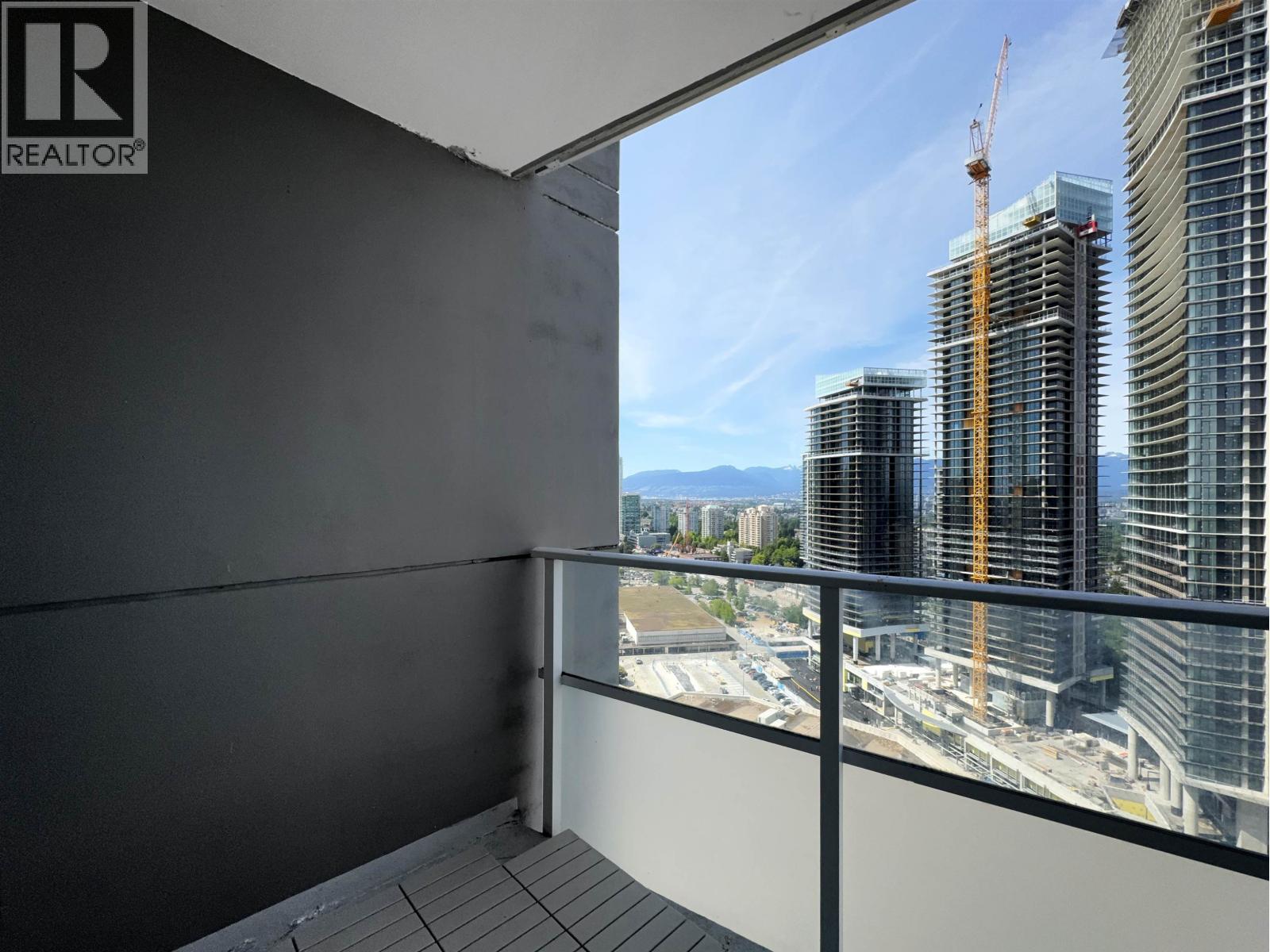 30xx 4880 BENNETT STREET, Burnaby