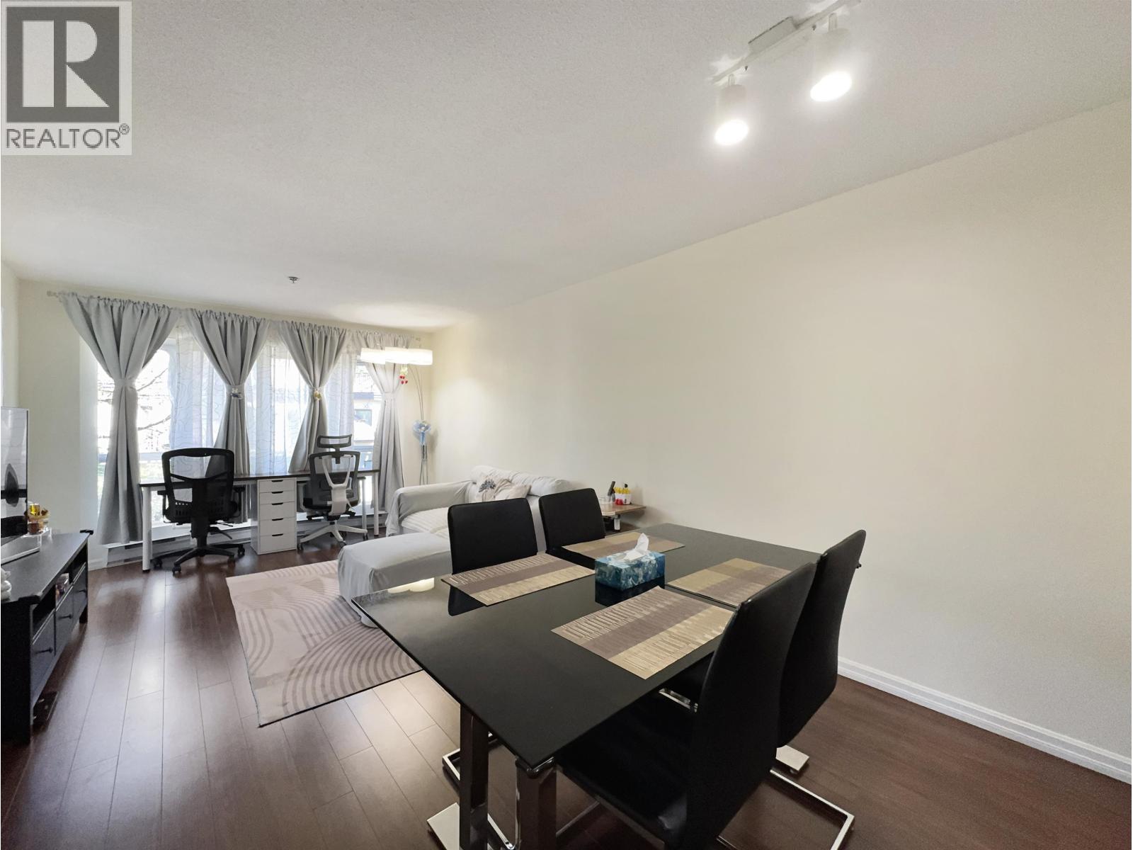 2xx 8620 JOHNS ROAD, Richmond