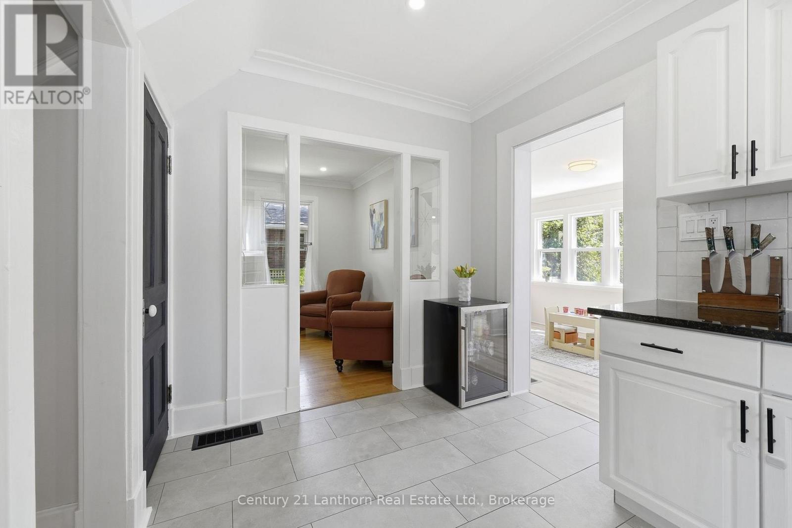 239 FOSTER AVENUE - 17