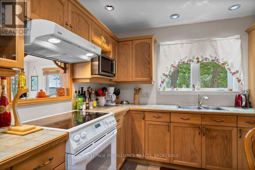 27 BERRY LANE - 16