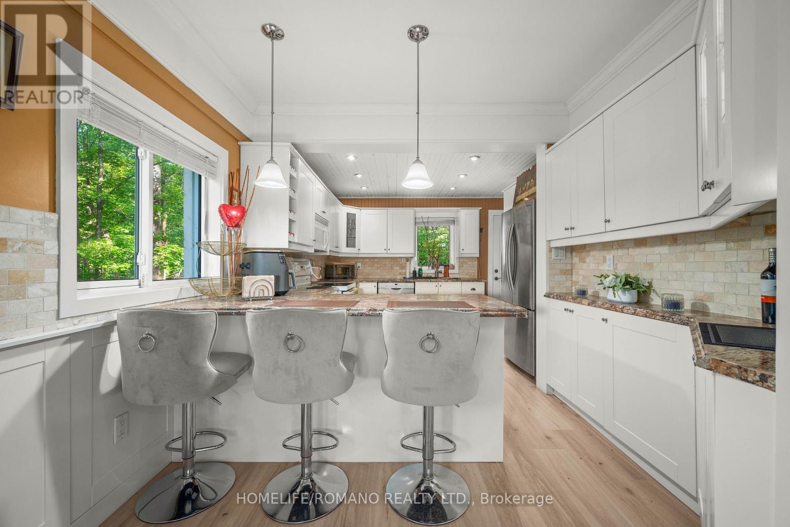 15 PLEASURE STREET - 10