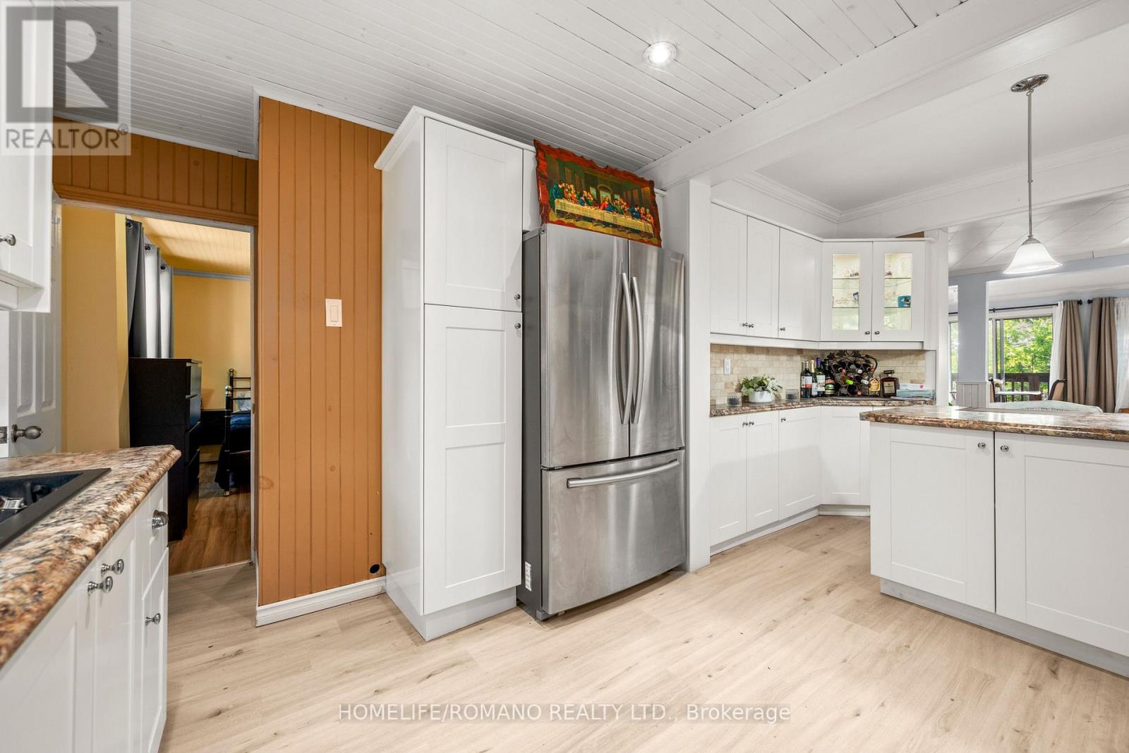 15 PLEASURE STREET - 15