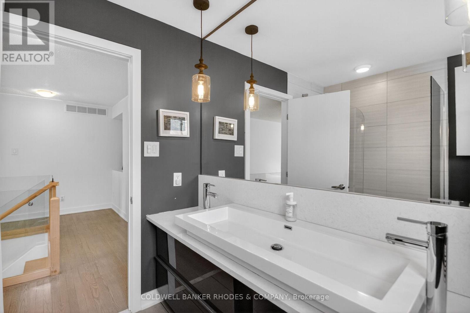 3757 MOUNTAIN MEADOWS CRESCENT - 31