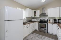81 Reisswood Drive, Traverse Bay, MB R0E2A0 Photo 8