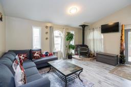 81 Reisswood Drive, Traverse Bay, MB R0E2A0 Photo 9
