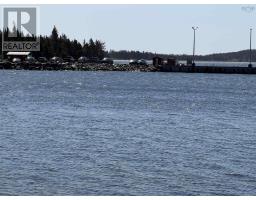 523 Little Liscomb Road, Little Liscomb, NS B0J2G0 Photo 18