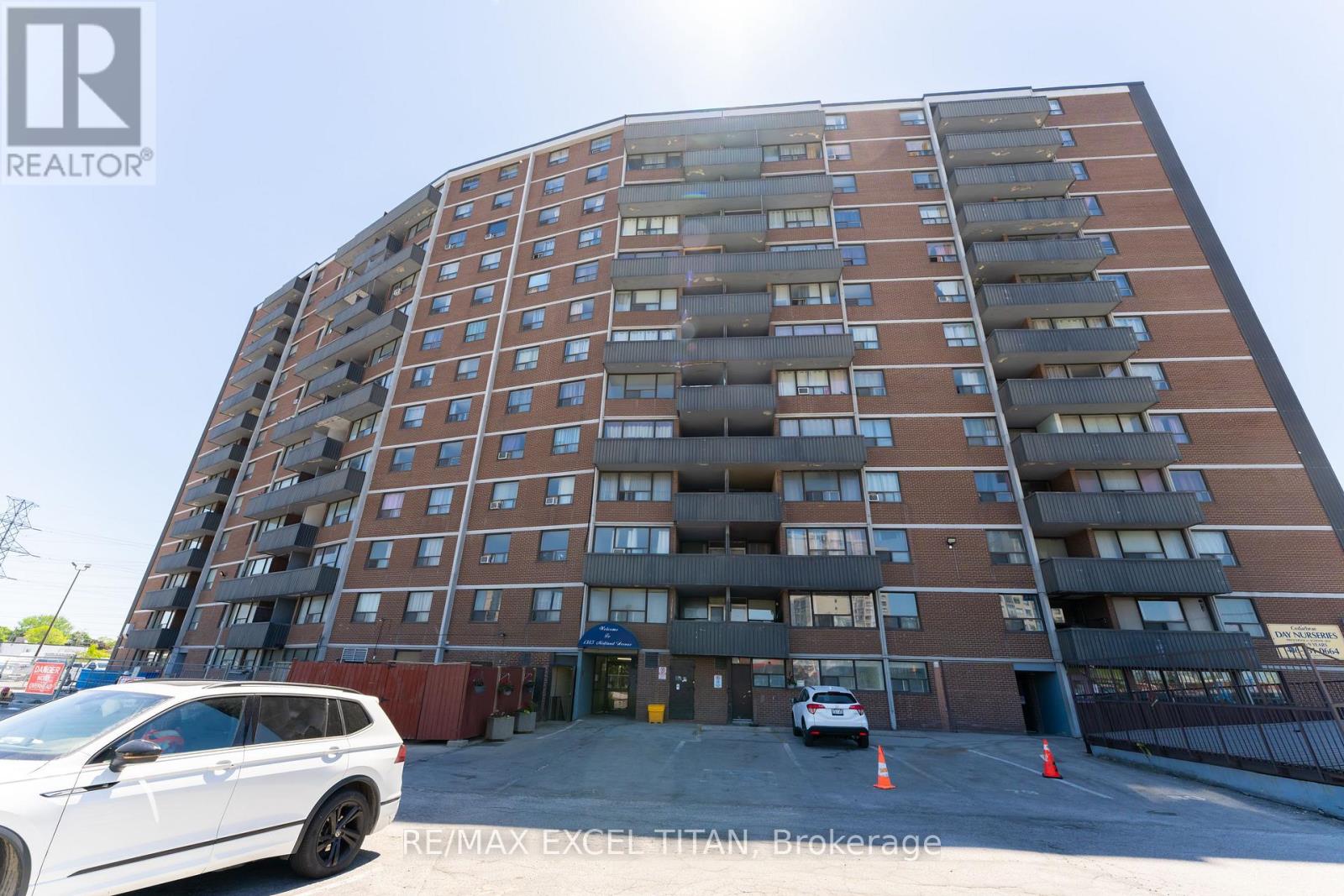 Listing photo of 611 - 1385 MIDLAND AVENUE