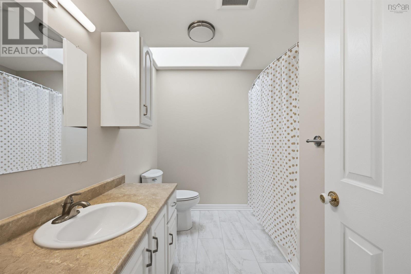 Property 43 of 50 of 46 Batten Crescent
