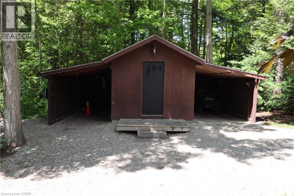 1814 NAFZIGER Road - 32