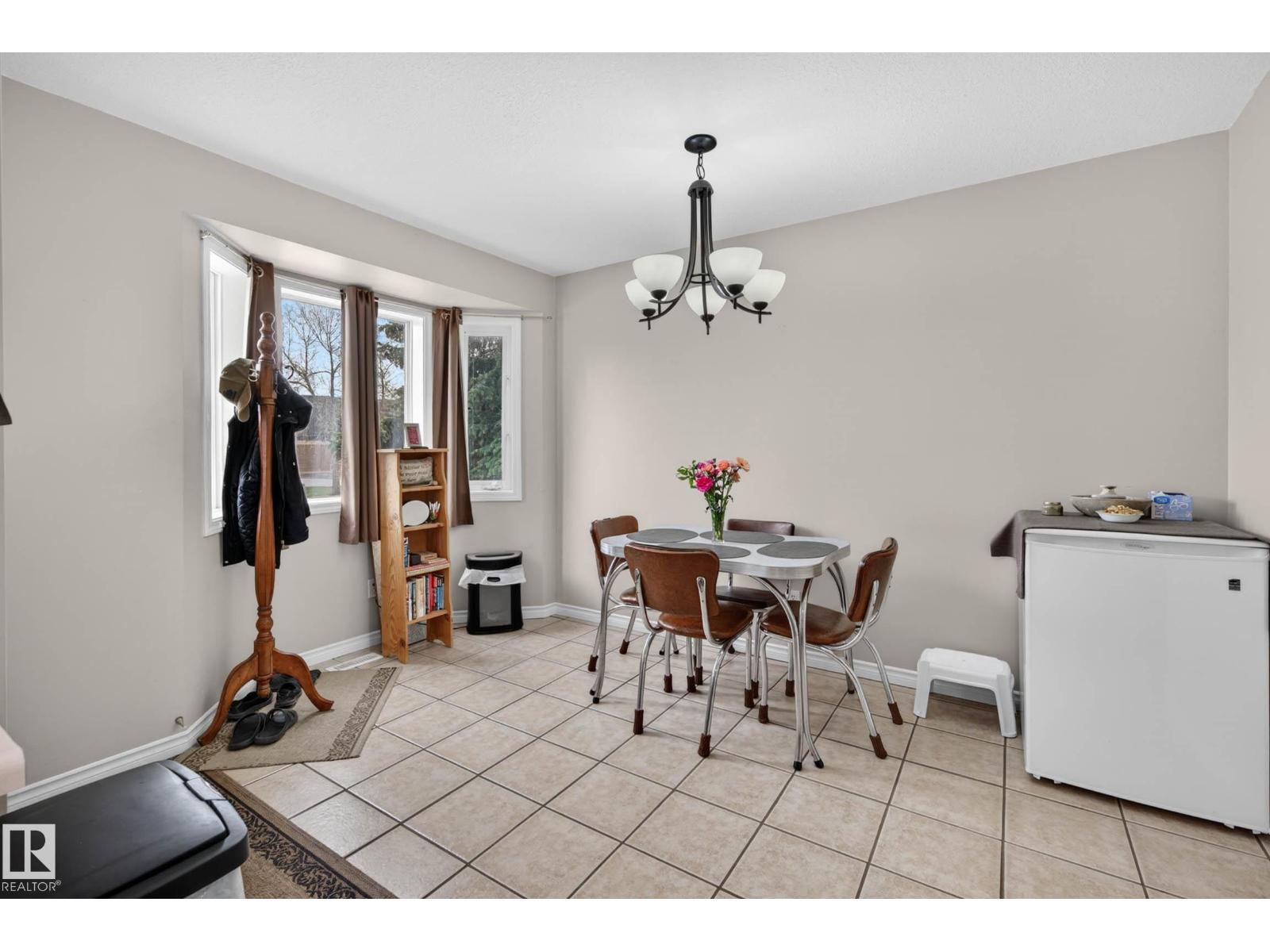 #16 9703 174 ST NW - 10