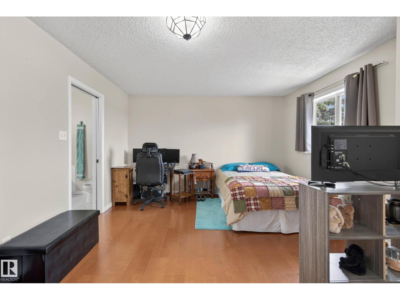#16 9703 174 ST NW - 19