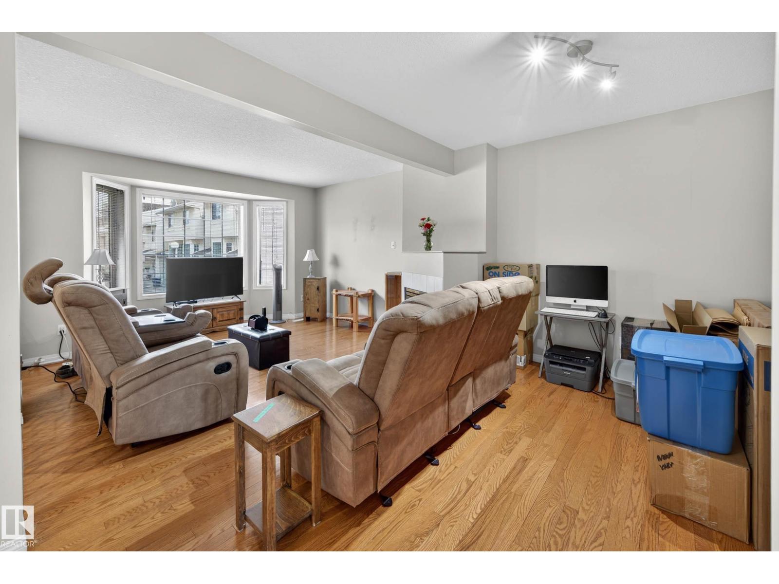 #16 9703 174 ST NW - 4