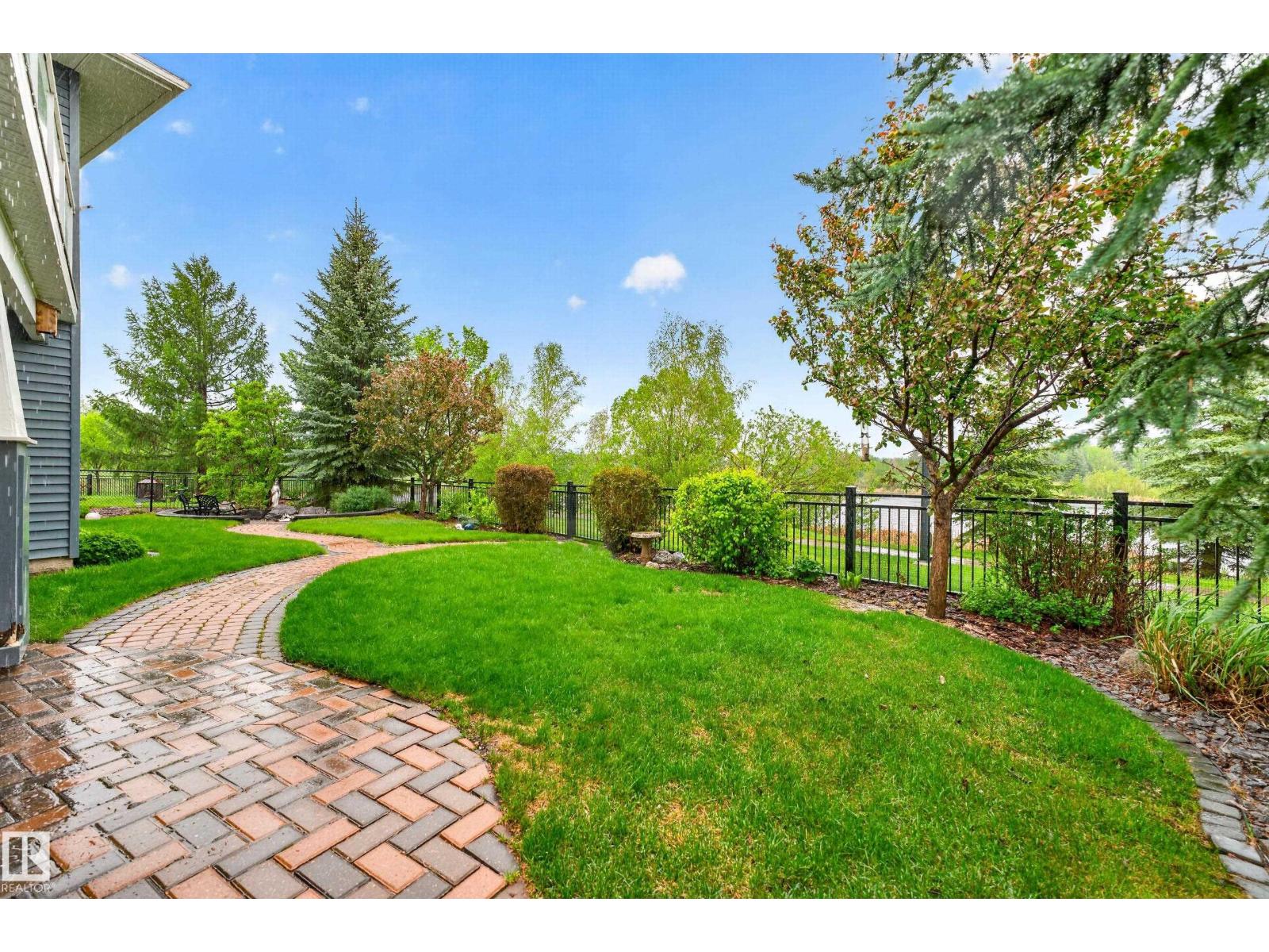 5465 THIBAULT WD NW - 42