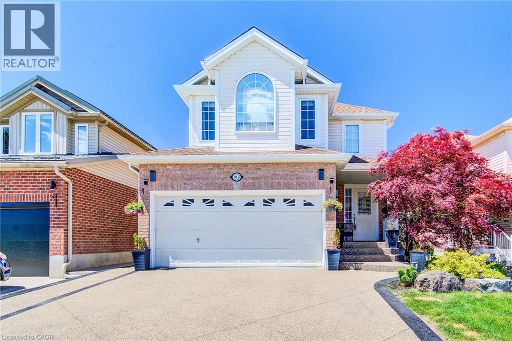 913 COPPER LEAF Crescent - 4