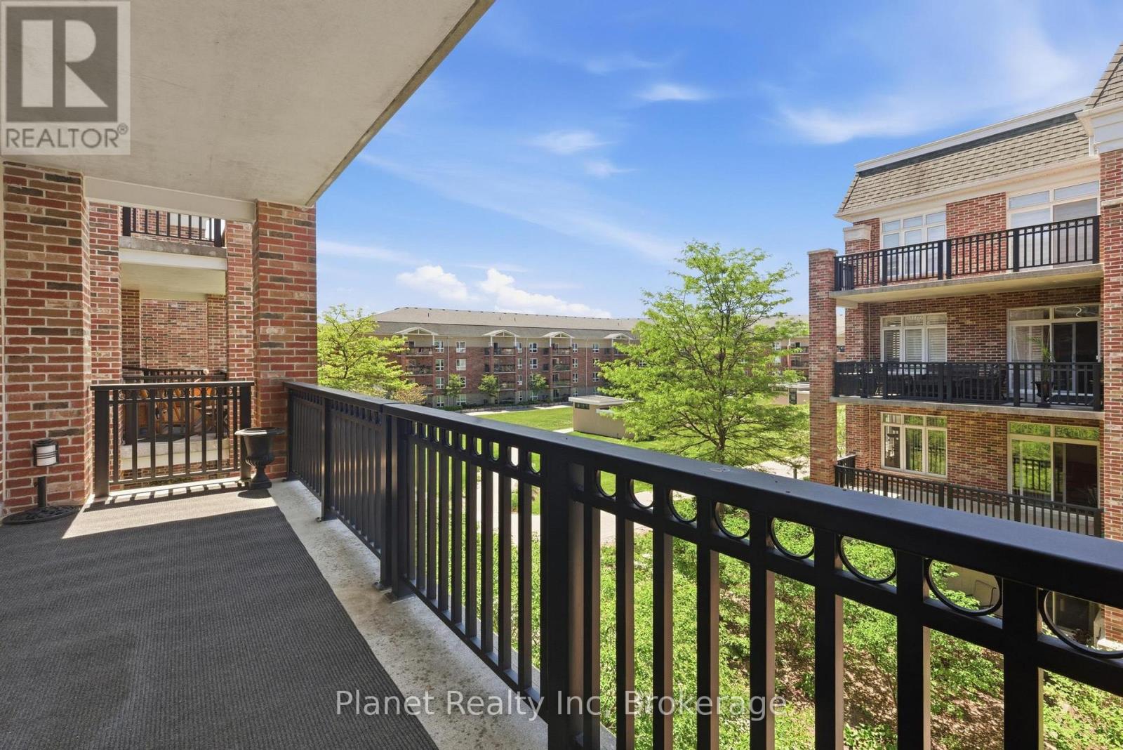 #D301 71 BAYBERRY DRIVE - 23