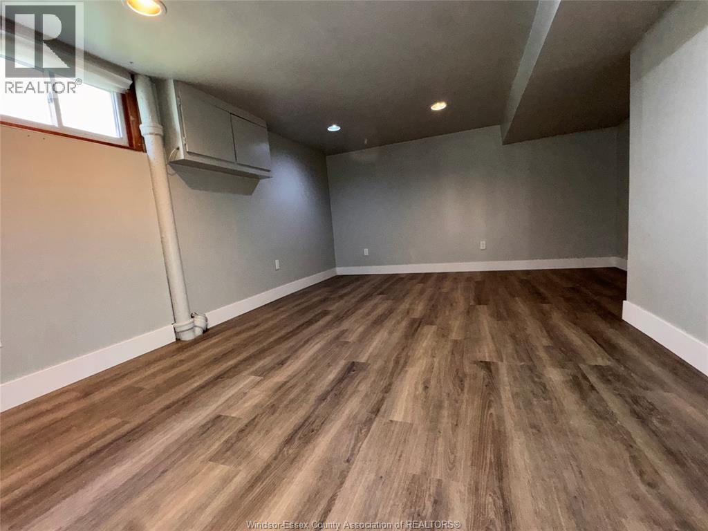 1511 HALL - 32