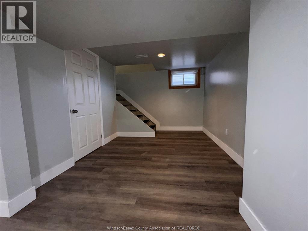 1511 HALL - 34