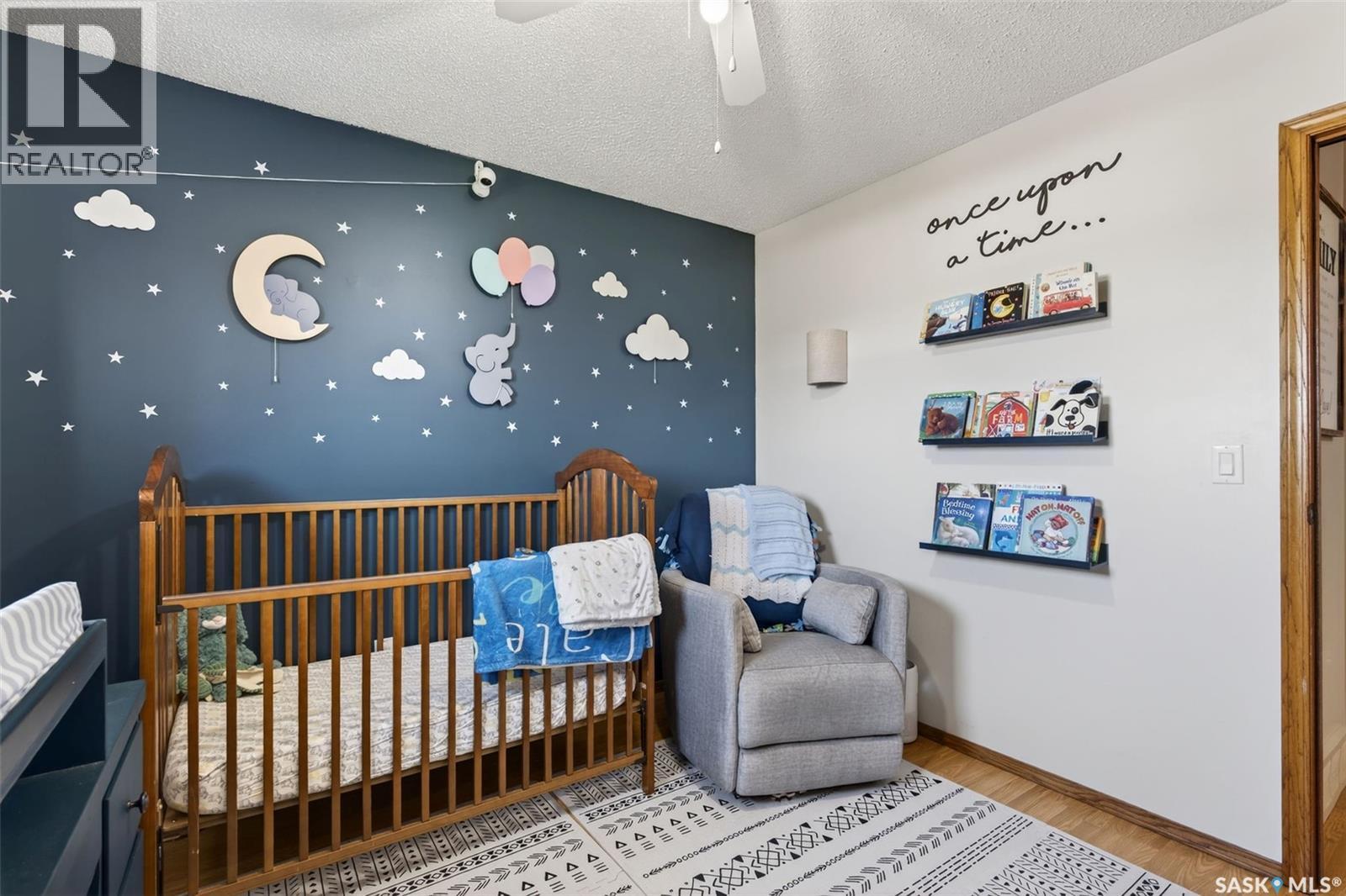 13 Dust CRESCENT - 30