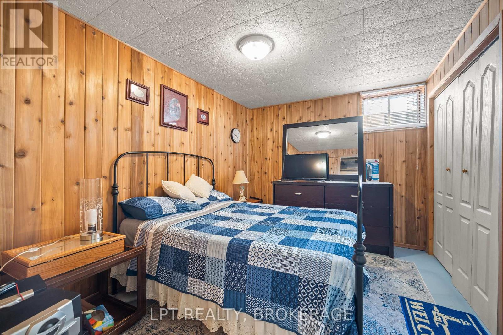 31 ACORN LANE - 39