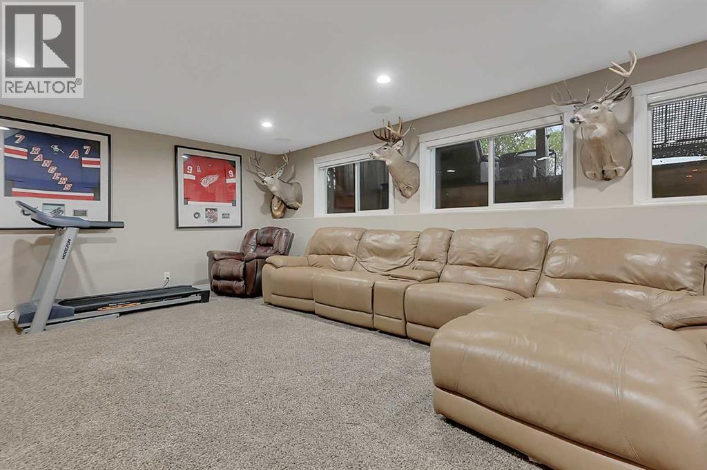 27 Fern Glade Crescent - 32