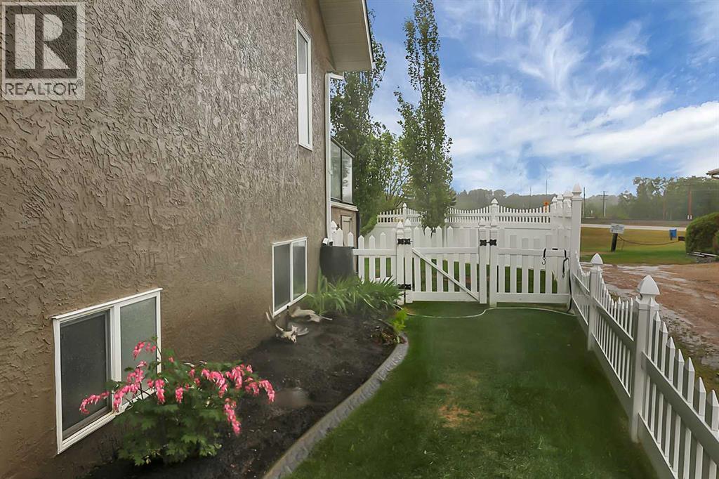 27 Fern Glade Crescent - 47