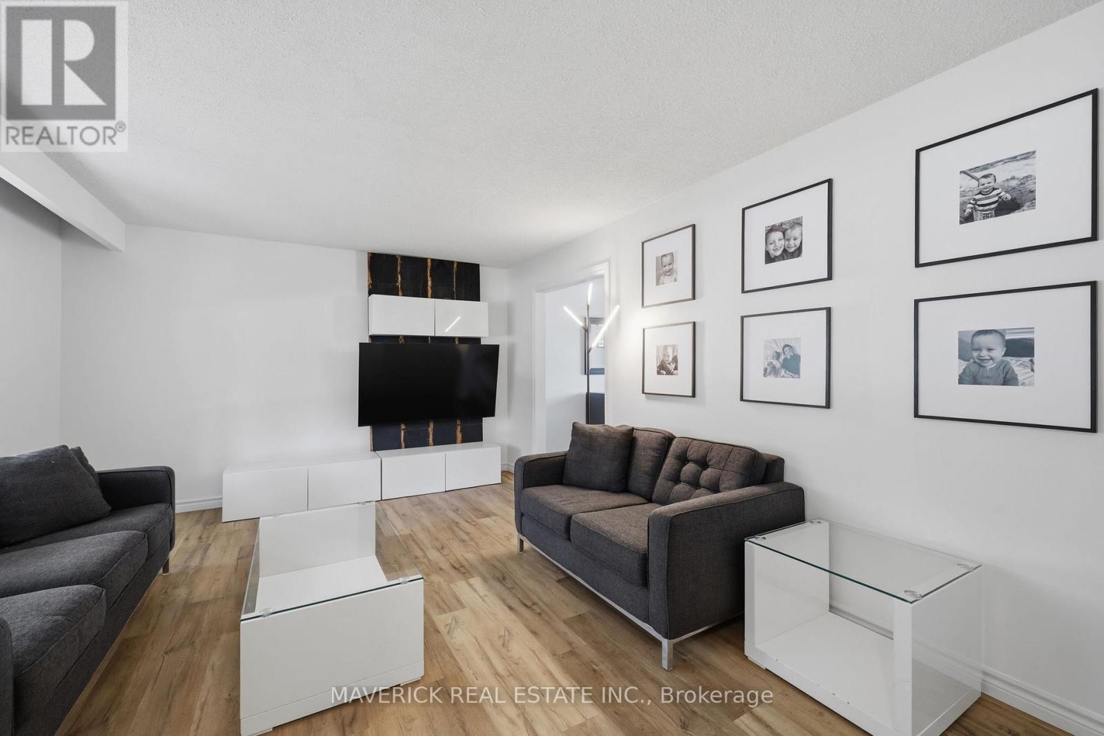 56 HAWTHORNE ROAD - 10