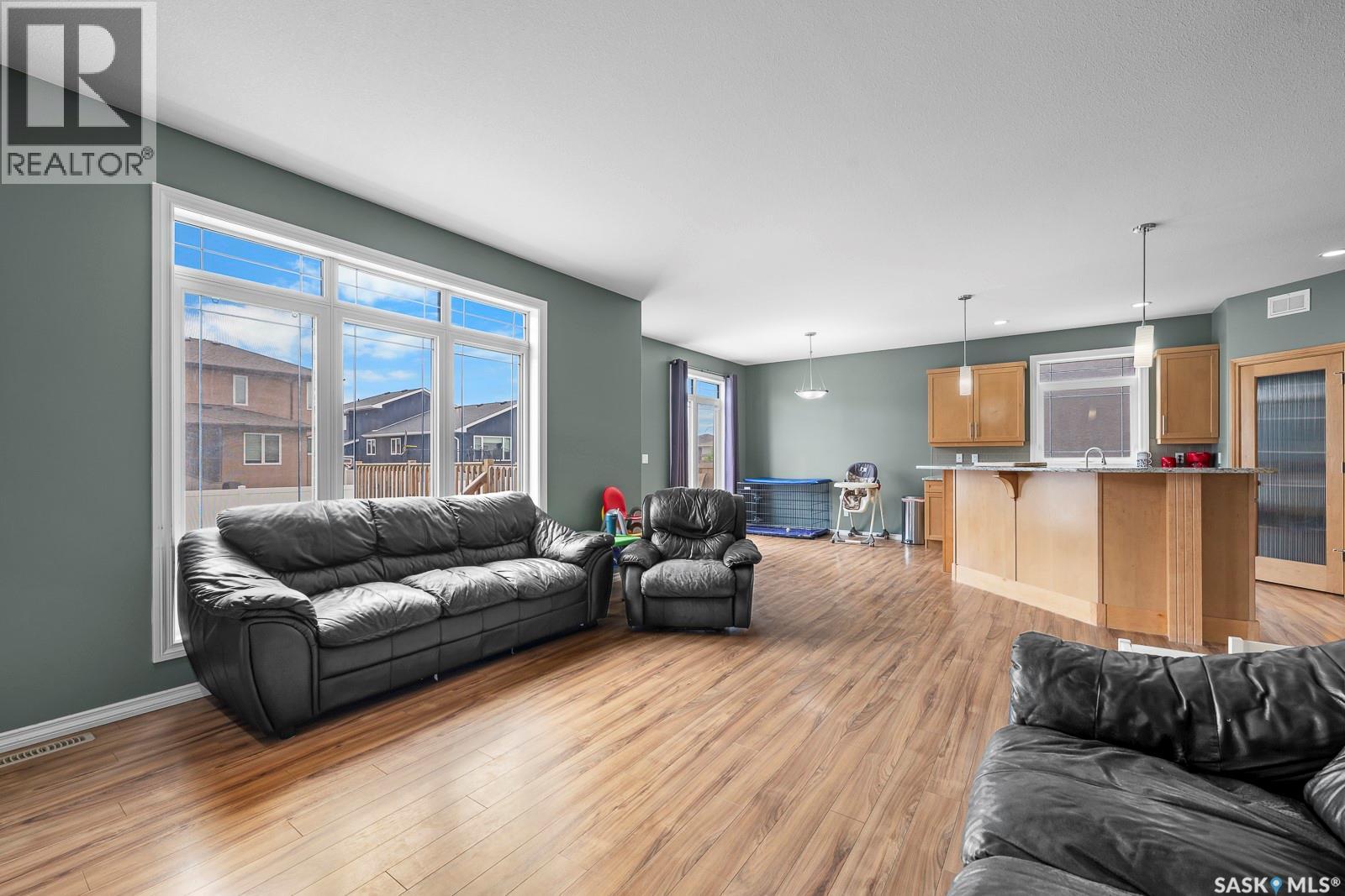 1640 Maple Rose CRESCENT N - 11